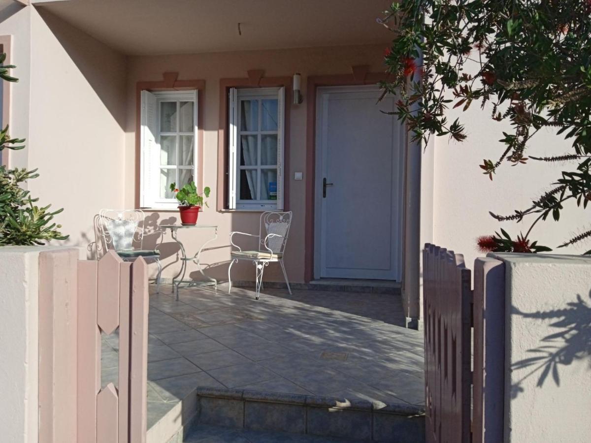 Andros Lighthouse Apartments Mesaria  Екстер'єр фото