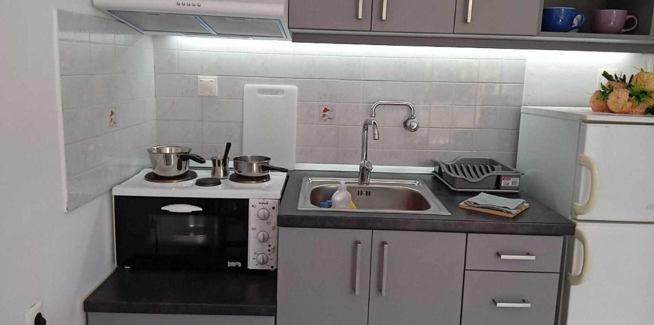 Andros Lighthouse Apartments Mesaria  Екстер'єр фото
