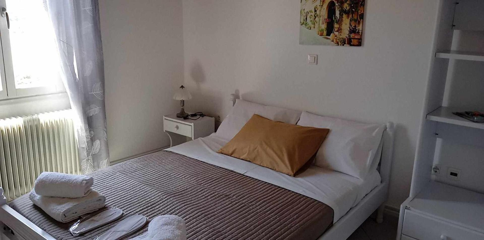 Andros Lighthouse Apartments Mesaria  Екстер'єр фото