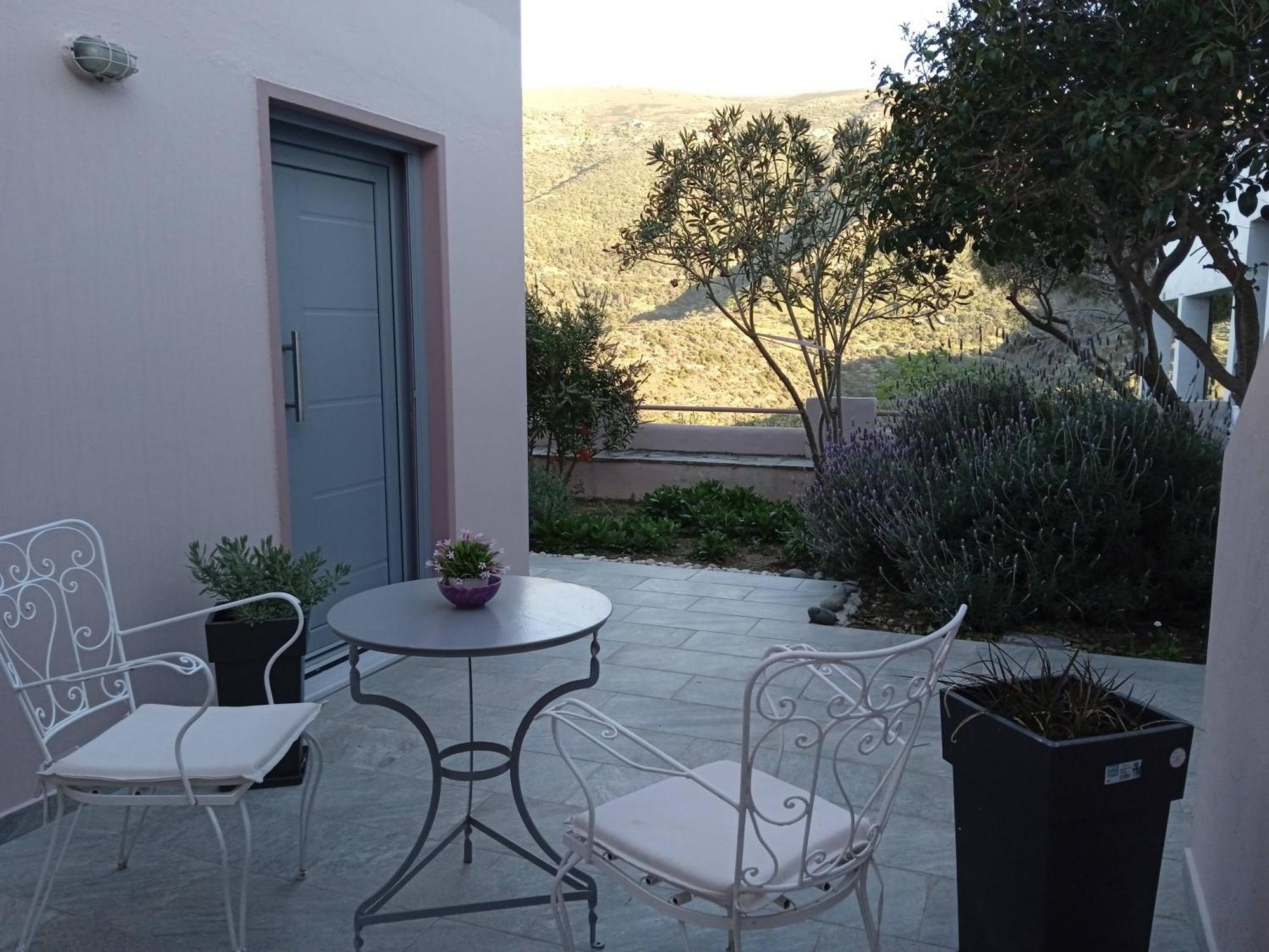 Andros Lighthouse Apartments Mesaria  Екстер'єр фото